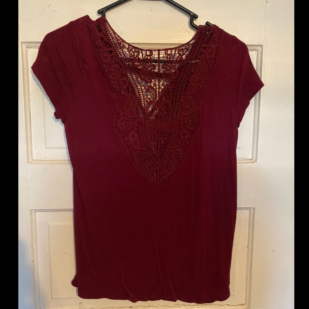 T shirt with cut out back - Picture 2 of 3